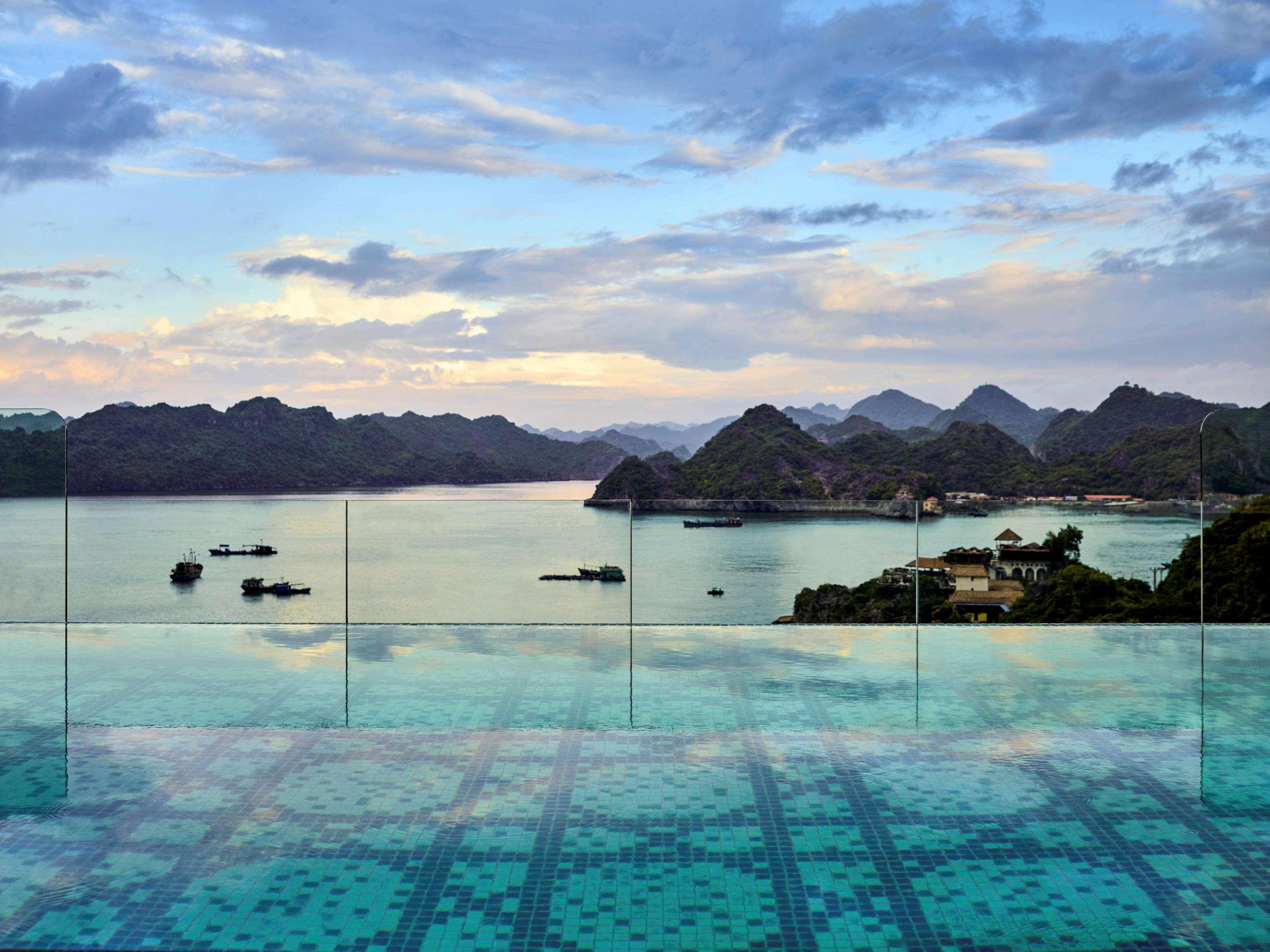 Hotel Perle D'Orient Cat Ba - Mgallery Chan Chau Экстерьер фото View of the bay from the hotel