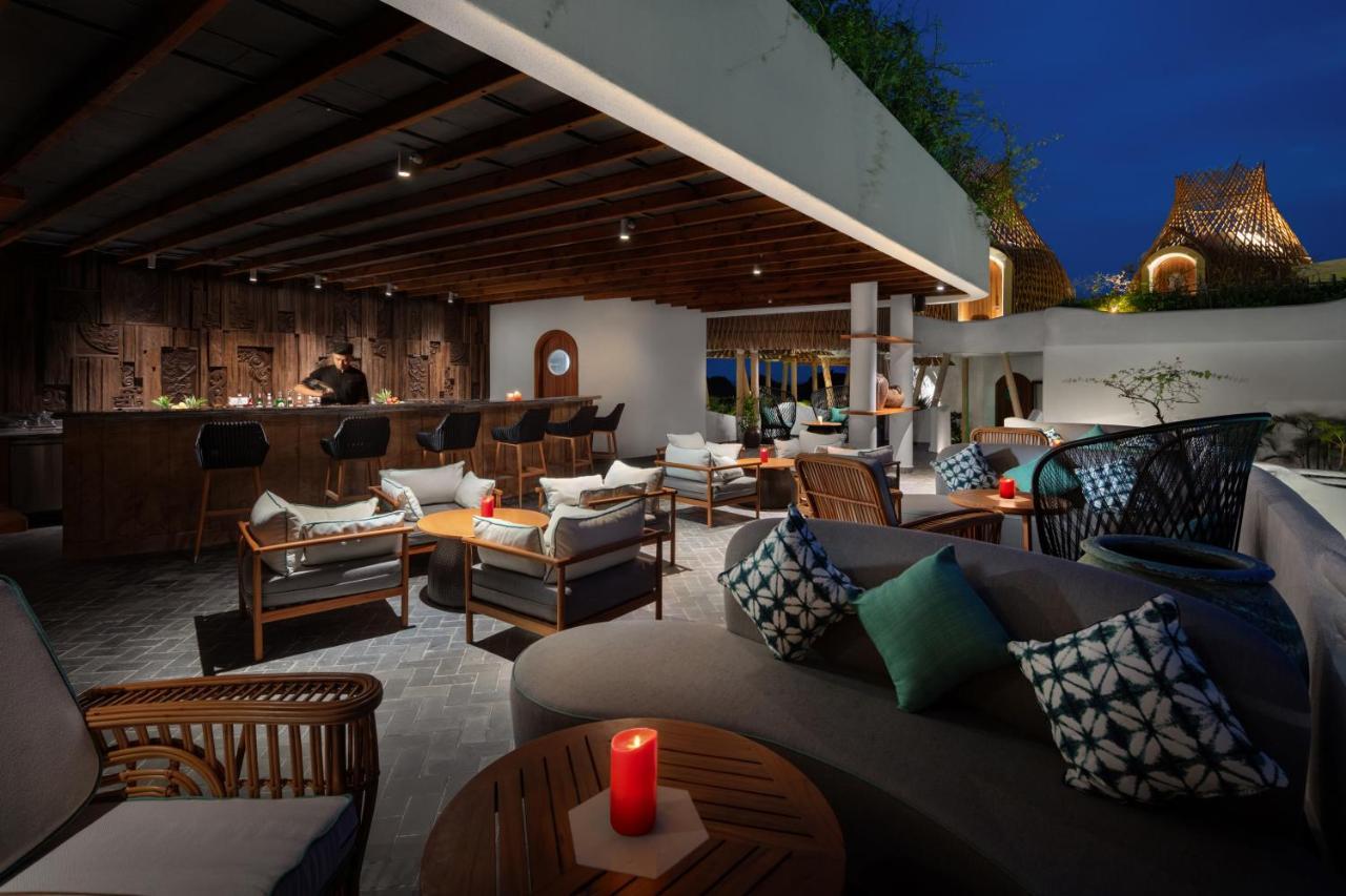 Hotel Perle D'Orient Cat Ba - Mgallery Chan Chau Экстерьер фото The Deck at The Standard, East Village