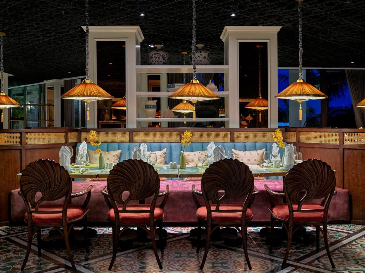 Hotel Perle D'Orient Cat Ba - Mgallery Chan Chau Экстерьер фото The interior of the restaurant