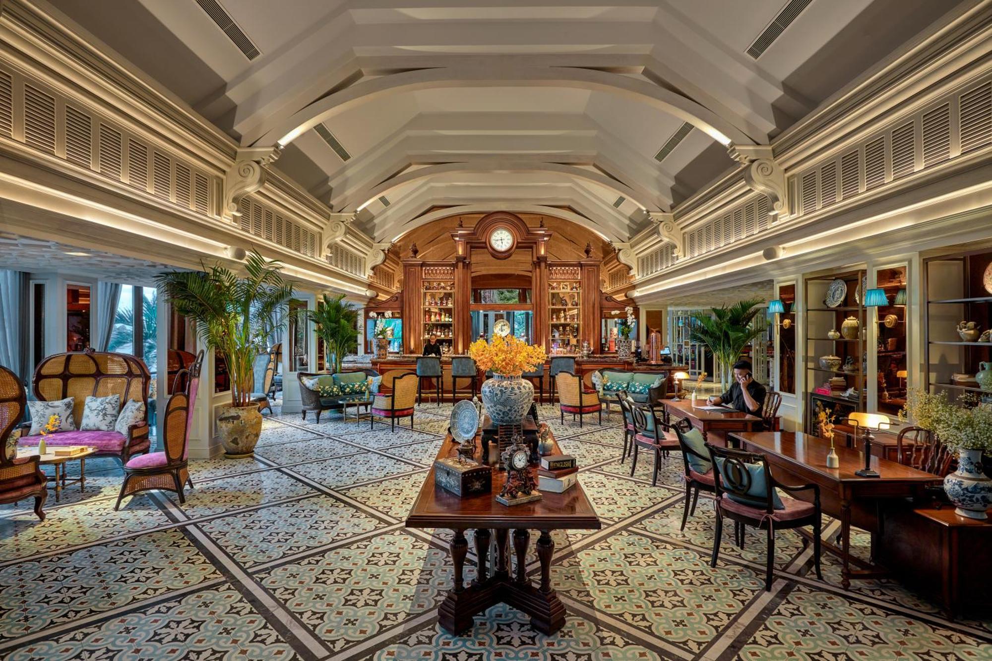Hotel Perle D'Orient Cat Ba - Mgallery Chan Chau Экстерьер фото The lobby of the hotel